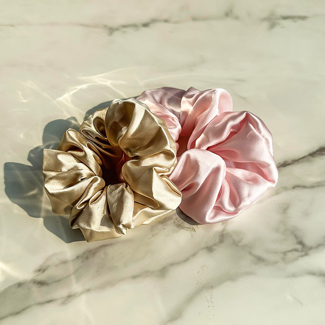 Улучшенный уход за волосами и увлажняющие резинки для волос Silk Hair Scrunchies